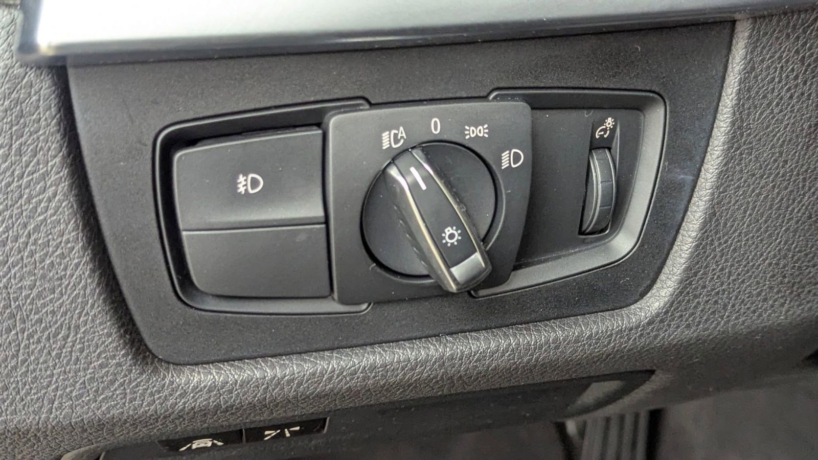 Used 2018 BMW 340i Gran Turismo xDrive w/ Executive Package image 18