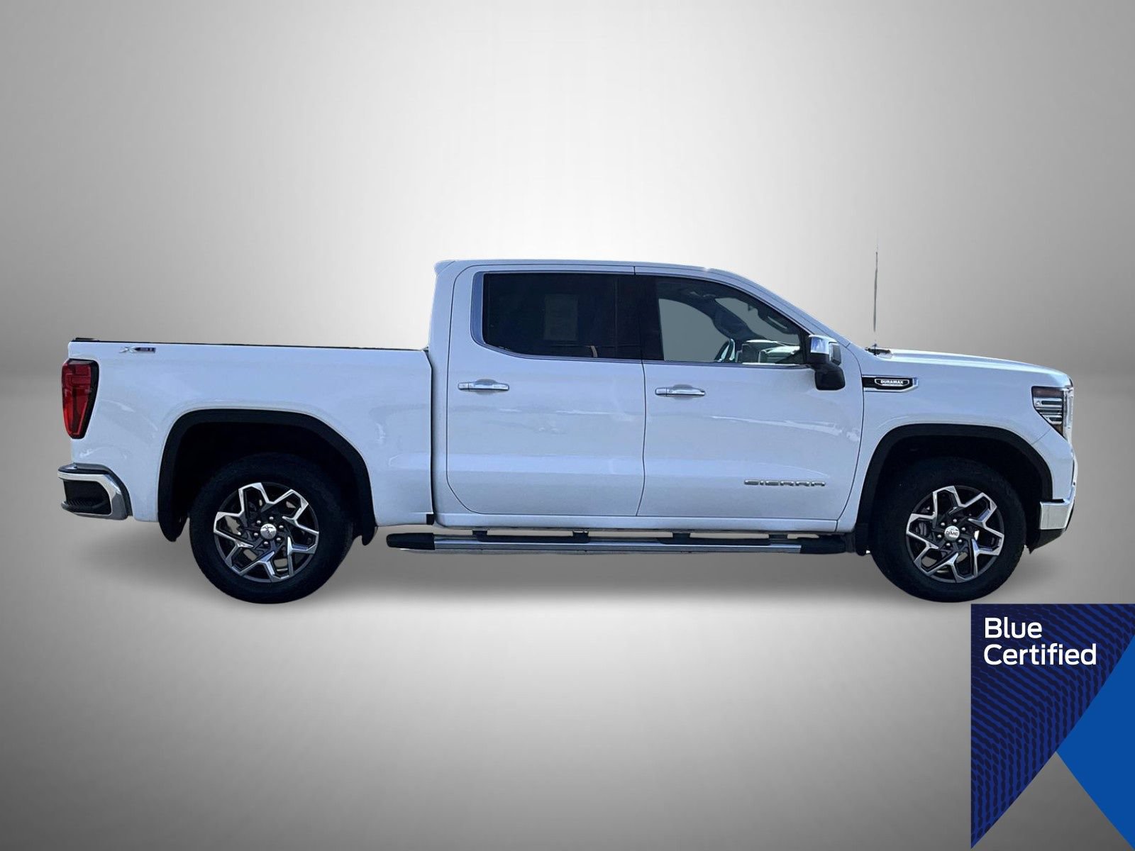 Used 2026 GMC Sierra 1500 SLT w/ SLT Premium Plus Package AWD/4WD image 4