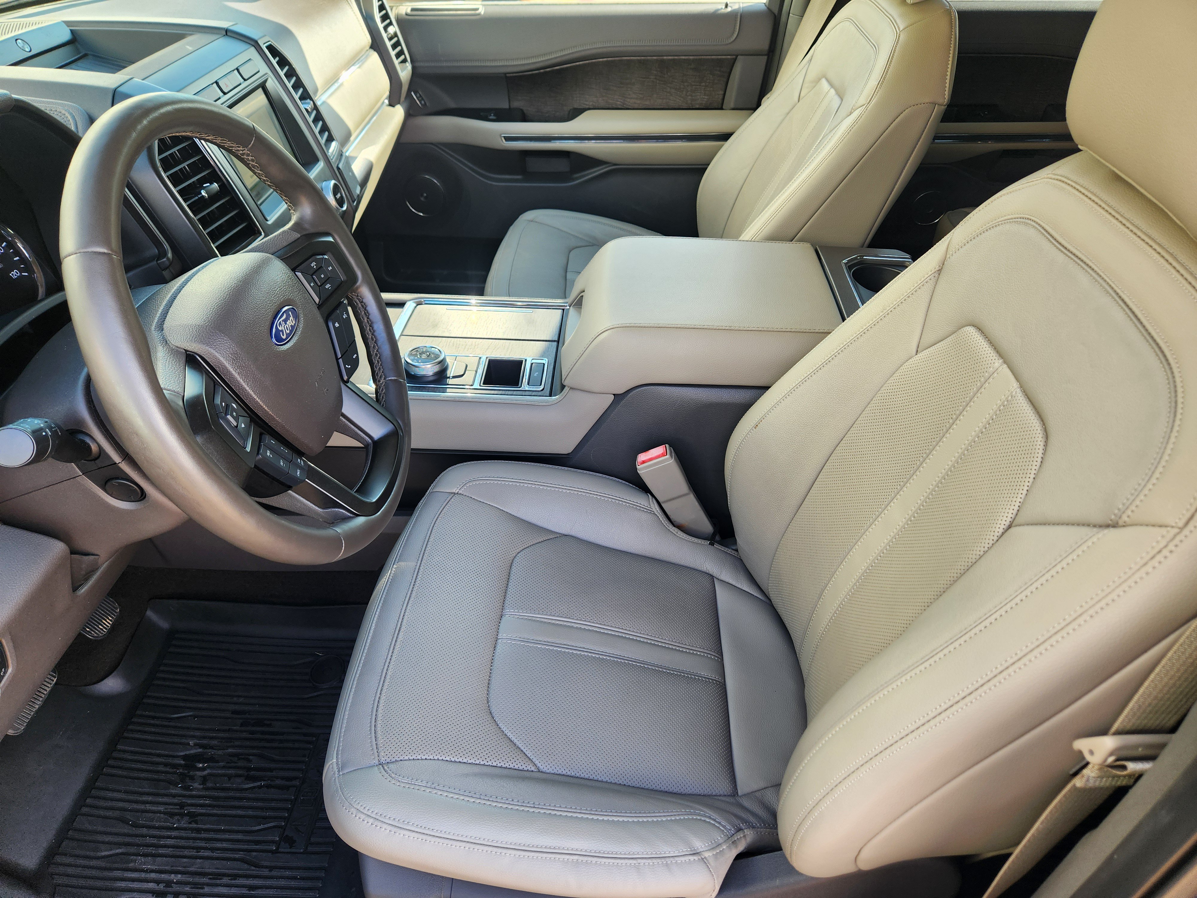 Certified 2019 Ford Expedition Limited w/ Driver Assistance Package RWD image 9