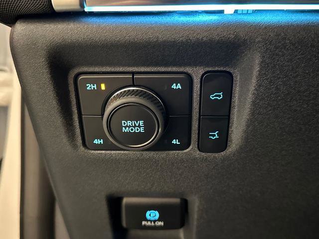 Certified 2025 Ford Expedition Max Platinum AWD/4WD image 21