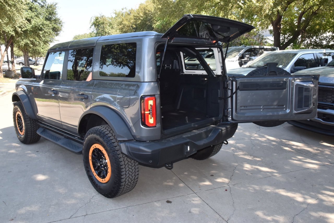 Certified 2025 Ford Bronco Badlands AWD/4WD image 45