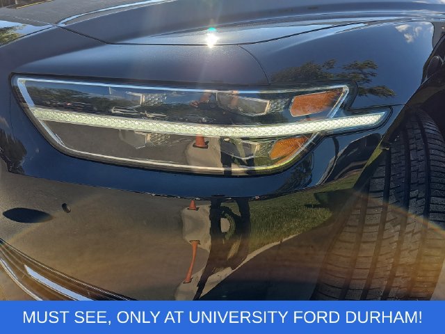 Used 2020 Genesis G90 3.3T Premium RWD image 30
