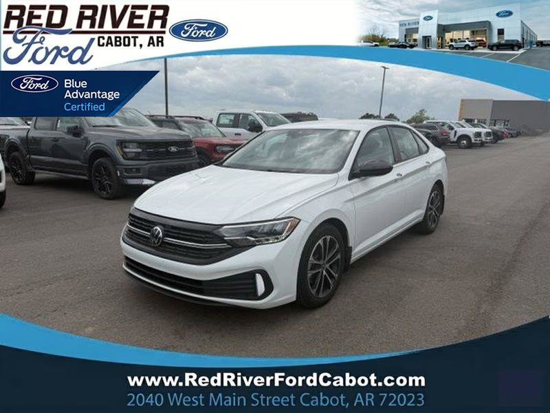 Used 2024 Volkswagen Jetta Sport FWD image 1