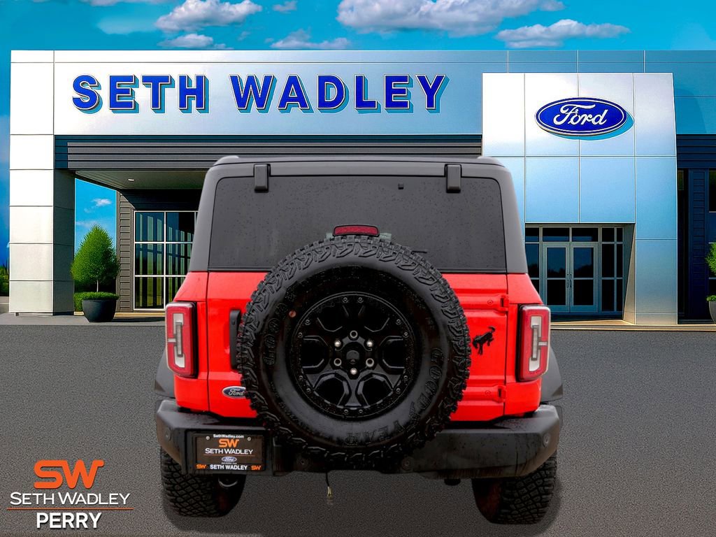 Certified 2022 Ford Bronco Wildtrak AWD/4WD image 5