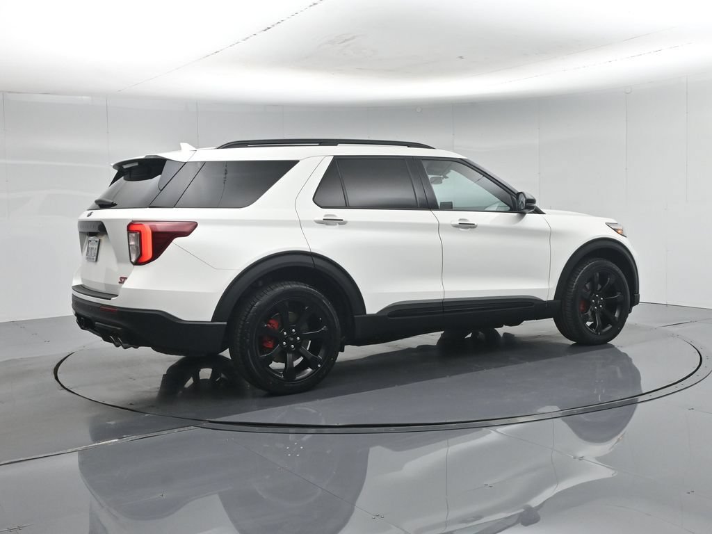 Certified 2023 Ford Explorer ST w/ Equipment Group 401A AWD/4WD image 28
