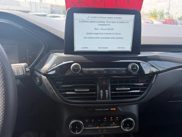 Certified 2025 Ford Escape ST-Line AWD/4WD image 26