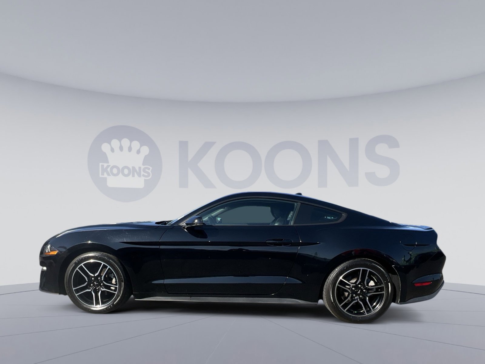 Certified 2020 Ford Mustang Premium RWD image 4