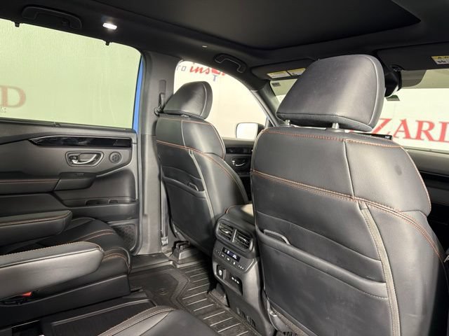 Used 2024 Honda Pilot TrailSport image 19