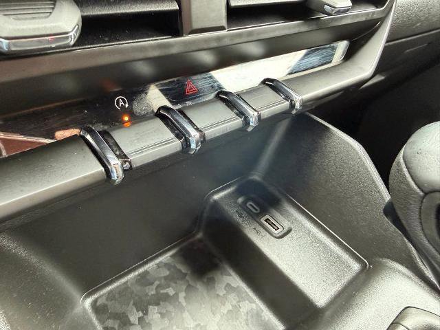 Used 2024 Chevrolet Colorado W/T RWD image 20