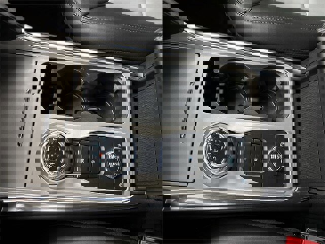 Certified 2022 Ford Explorer XLT w/ Equipment Group 202A image 12