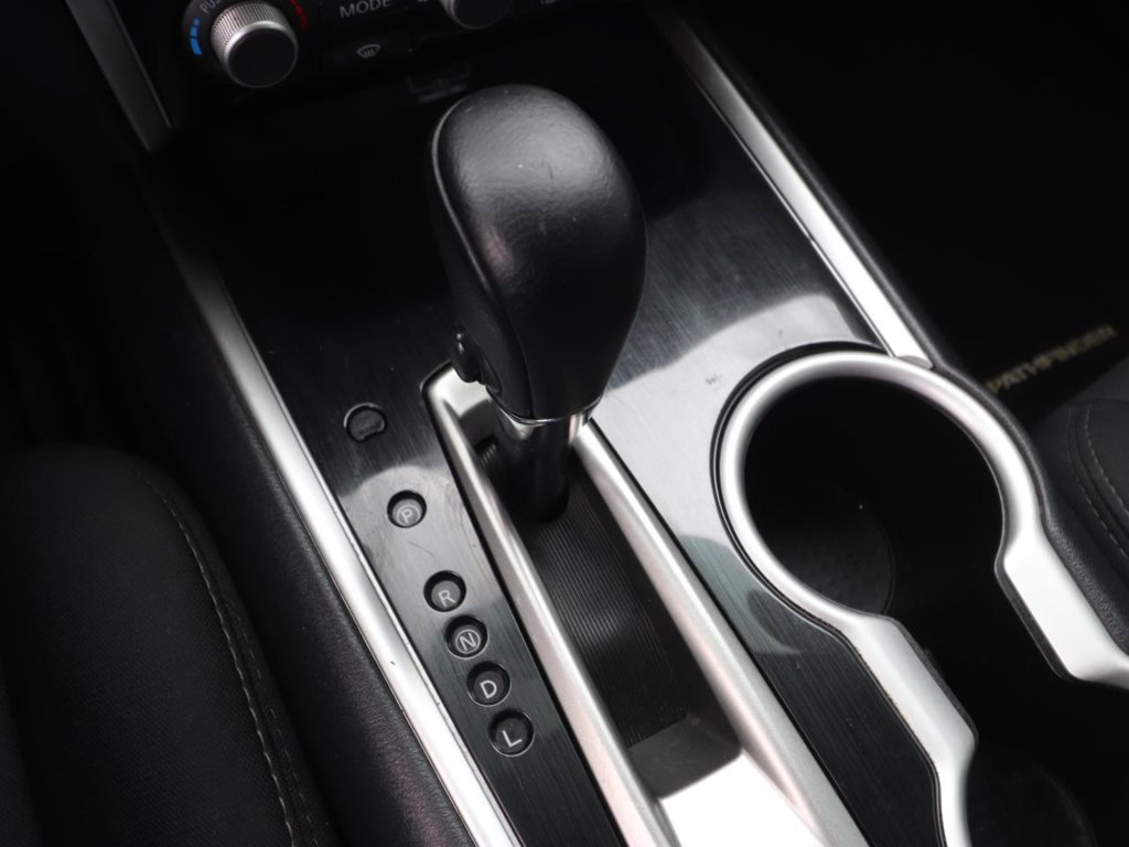 Used 2019 Nissan Pathfinder SV FWD image 22