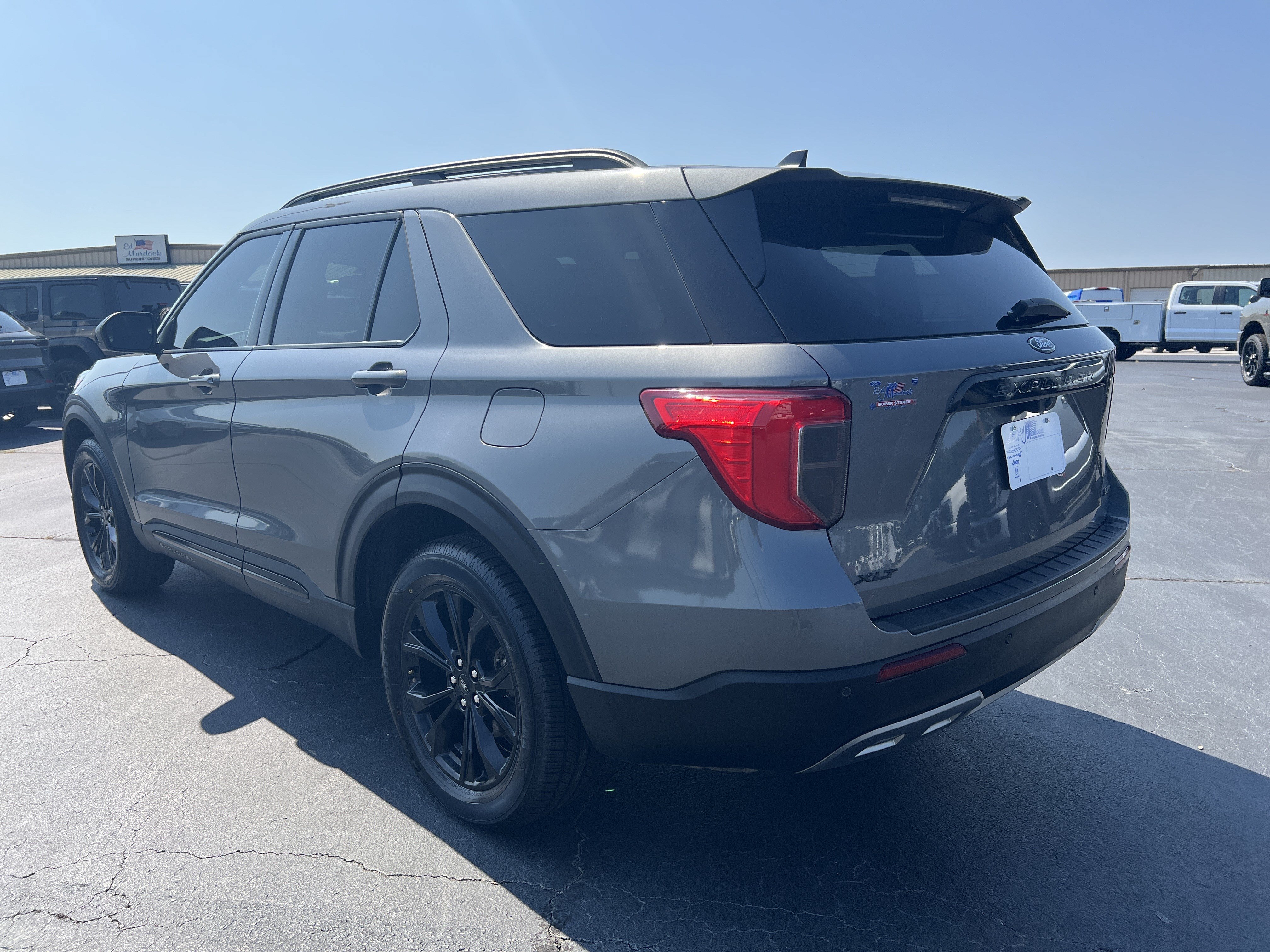 Certified 2023 Ford Explorer XLT w/ Equipment Group 202A AWD/4WD image 7