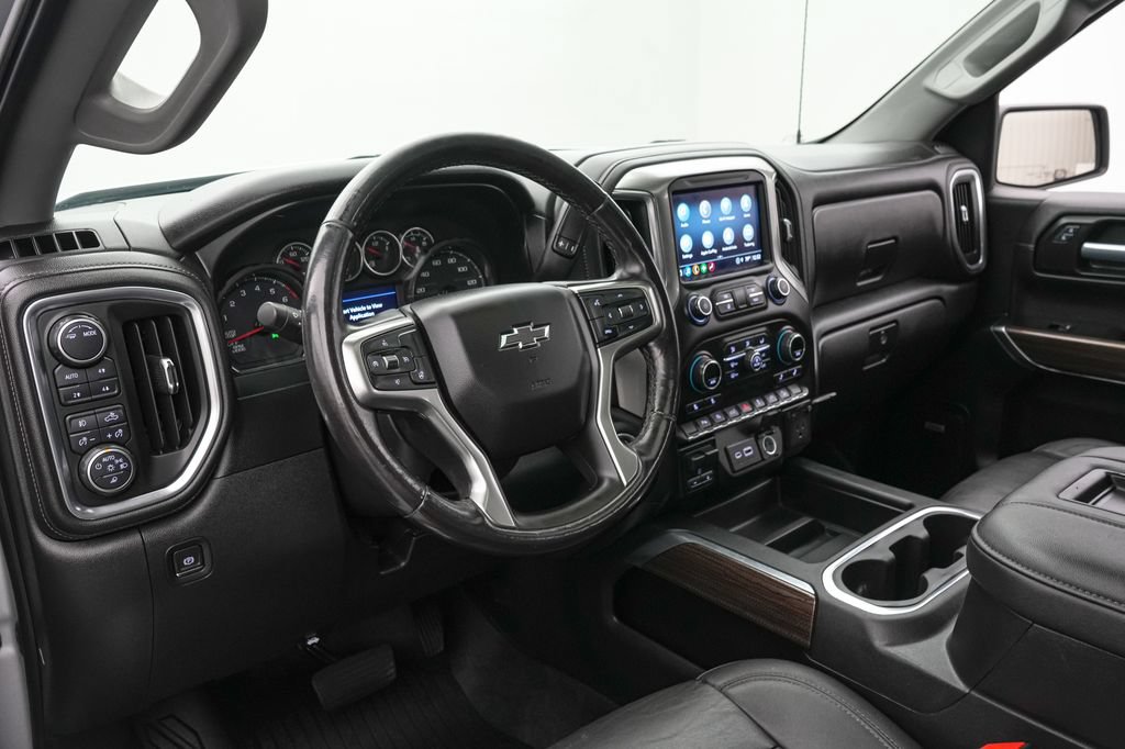 Used 2021 Chevrolet Silverado 1500 LT Trail Boss w/ Convenience Package II AWD/4WD image 14
