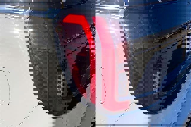 Certified 2025 Ford Expedition Active image 29