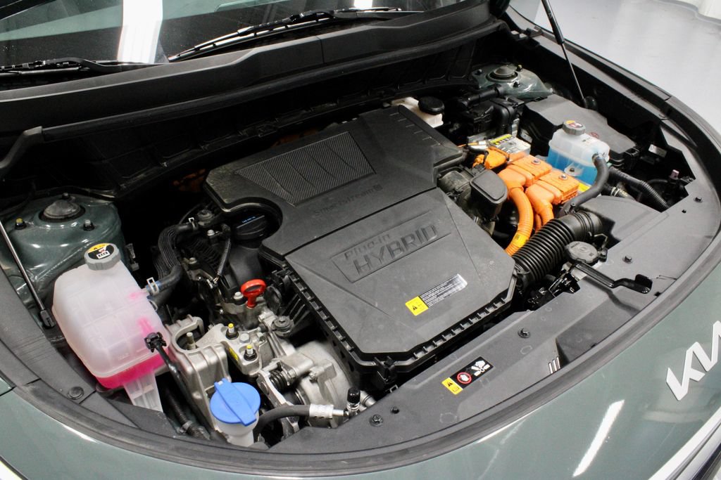 Used 2023 Kia Niro EX w/ EX Cold Weather Package FWD image 15