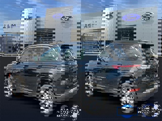 Used 2024 Jeep Grand Cherokee Limited 4xe image 4