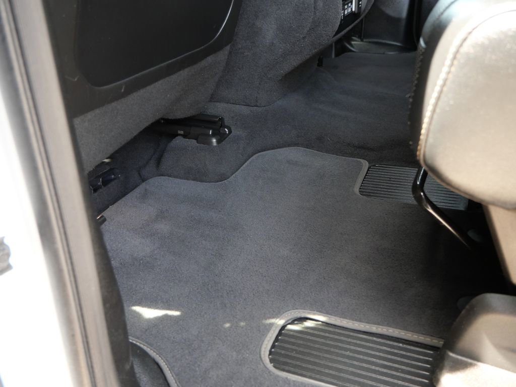 Used 2024 Jeep Wagoneer L Series II w/ Flexible Seating Group image 14