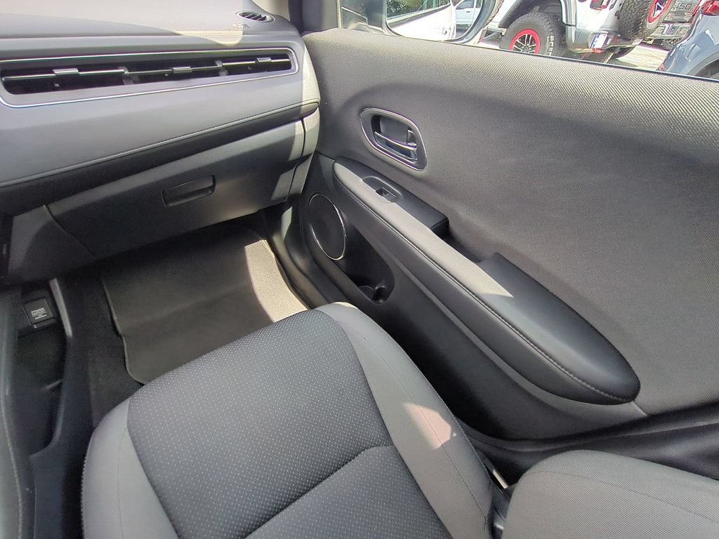 Used 2022 Honda HR-V EX image 19