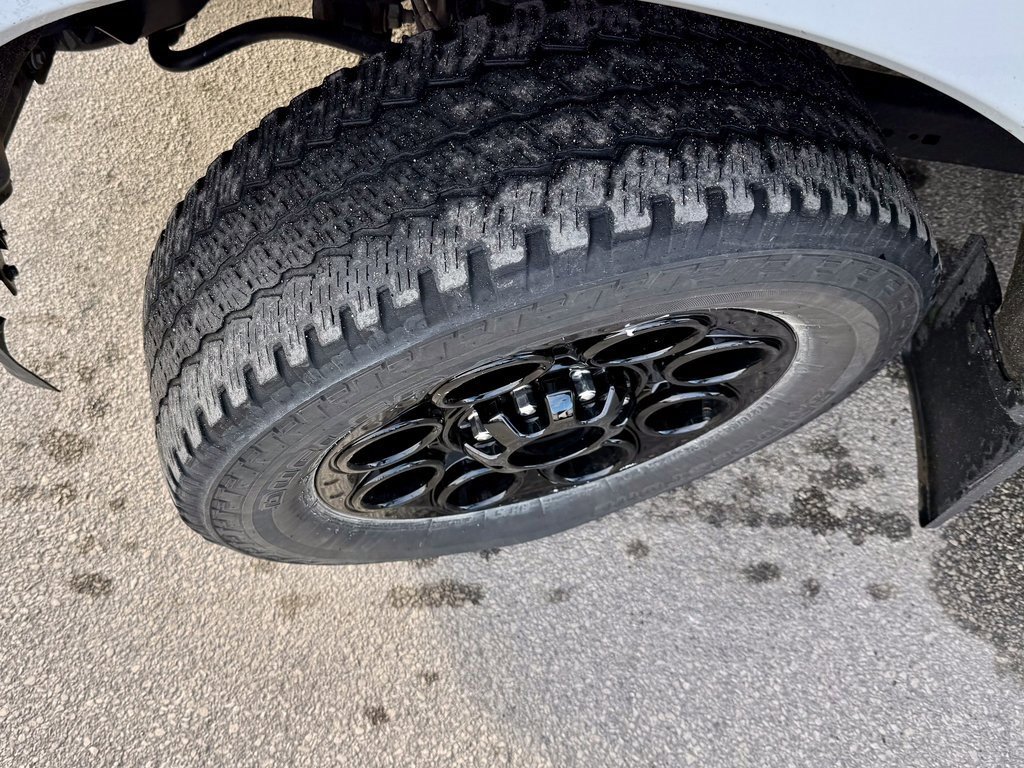 Certified 2023 Ford F250 XLT w/ FX4 Off-Road Package image 26