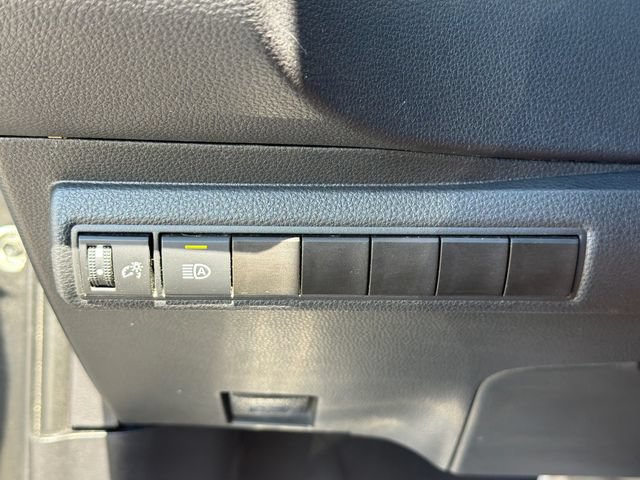 Used 2024 Toyota Corolla LE FWD image 33