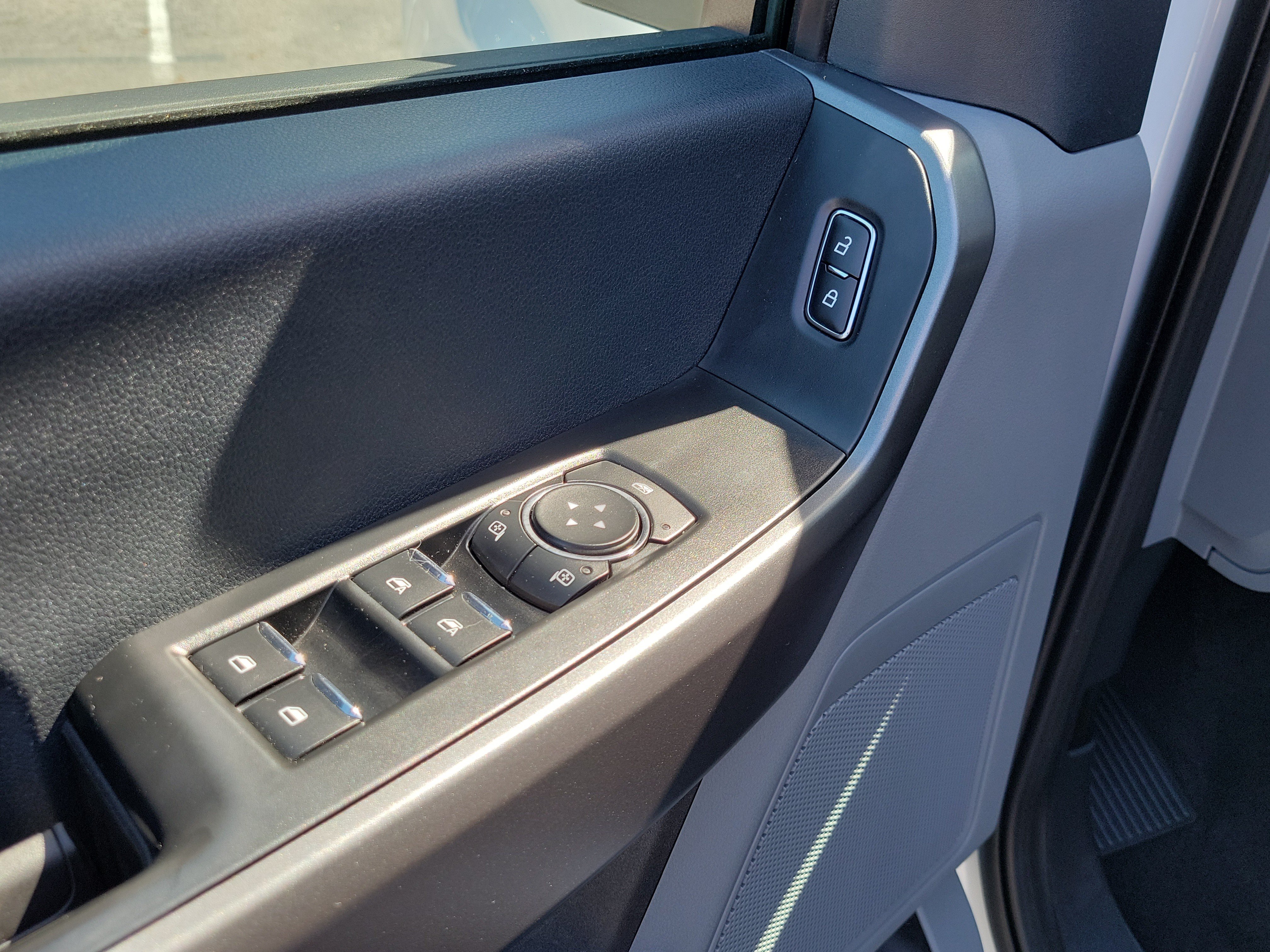 Certified 2026 Ford F250 XLT AWD/4WD image 18