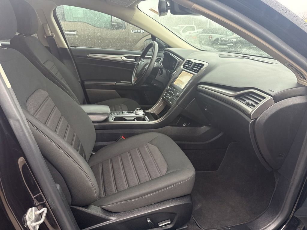 Certified 2019 Ford Fusion SE image 45