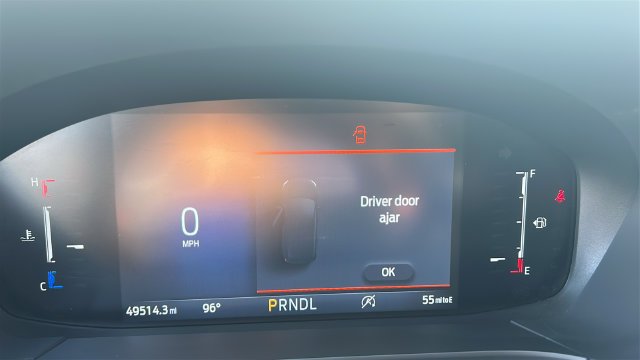 Certified 2025 Ford Escape ST-Line Select AWD/4WD image 18