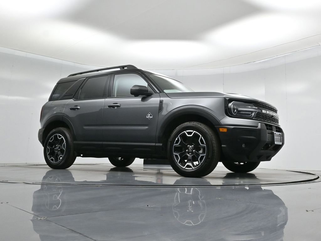 Certified 2025 Ford Bronco Sport Outer Banks w/ Outer Banks Tech Package+ image 2