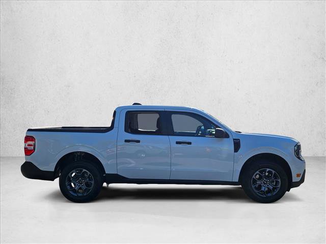 Certified 2025 Ford Maverick XLT w/ 4K Tow Package AWD/4WD image 4