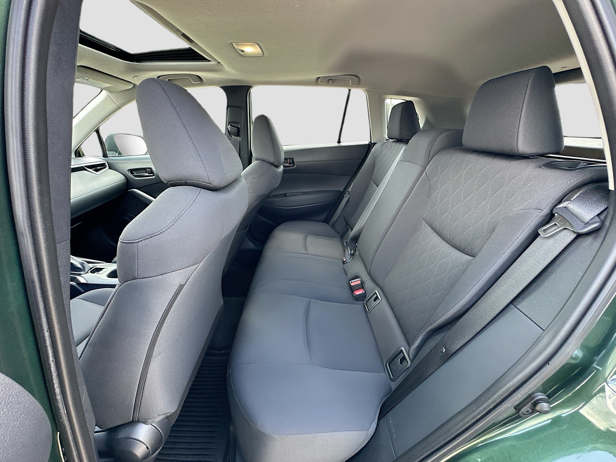 Used 2024 Toyota Corolla Cross LE w/ Moonroof Package AWD/4WD image 23
