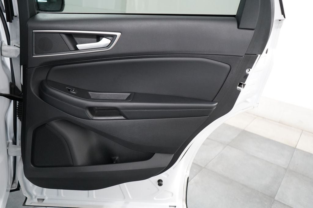 Certified 2024 Ford Edge SEL AWD/4WD image 30