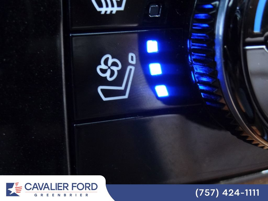 Used 2024 Nissan Pathfinder Platinum AWD/4WD image 38