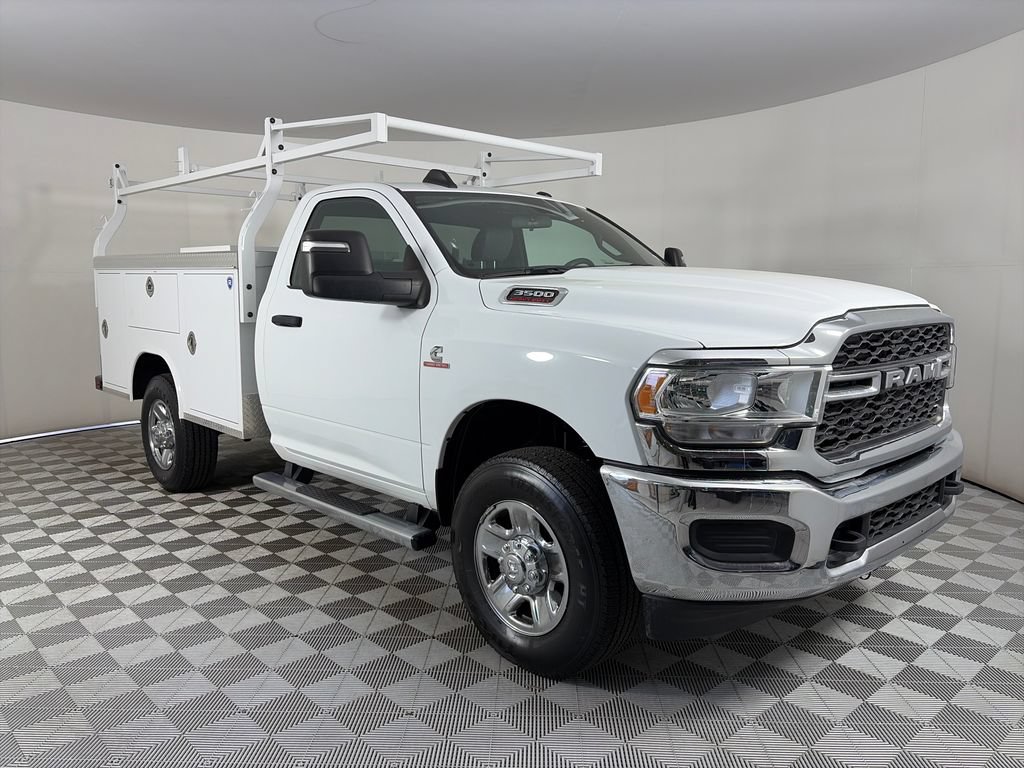 Used 2024 RAM 3500 Tradesman w/ Chrome Appearance Group AWD/4WD image 1
