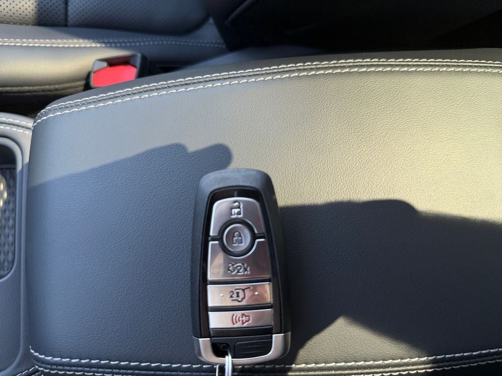 Certified 2025 Ford Mustang Mach-E Premium AWD/4WD image 31