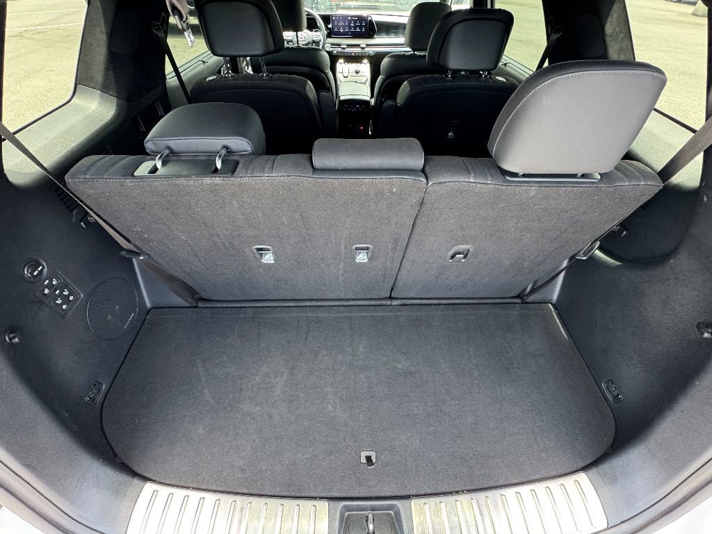 Used 2024 Hyundai Palisade Calligraphy image 13