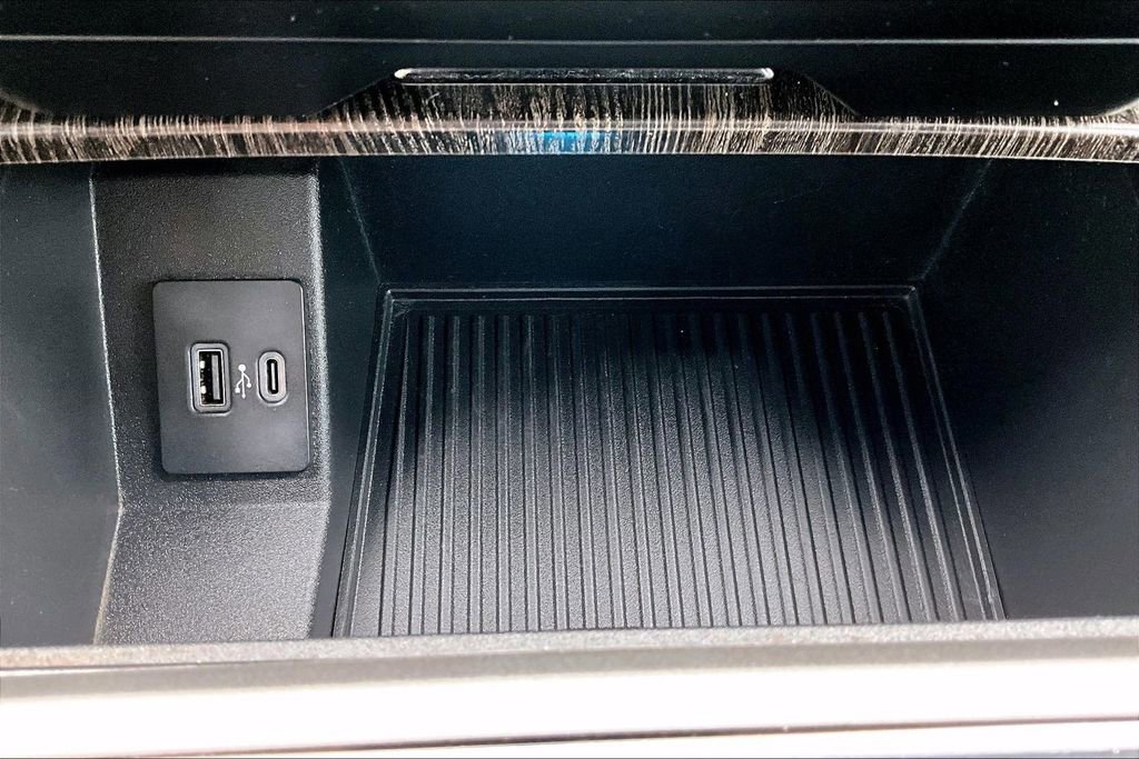 Certified 2020 Ford F250 Lariat w/ Lariat Value Package AWD/4WD image 33