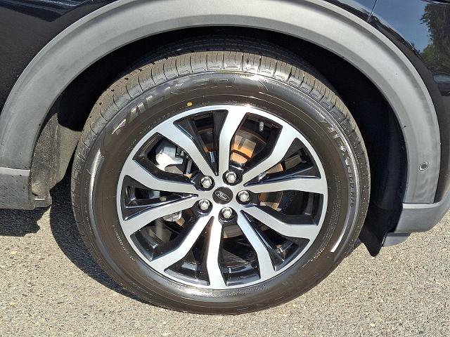 Certified 2020 Ford Explorer ST w/ Premium Technology Package AWD/4WD image 8