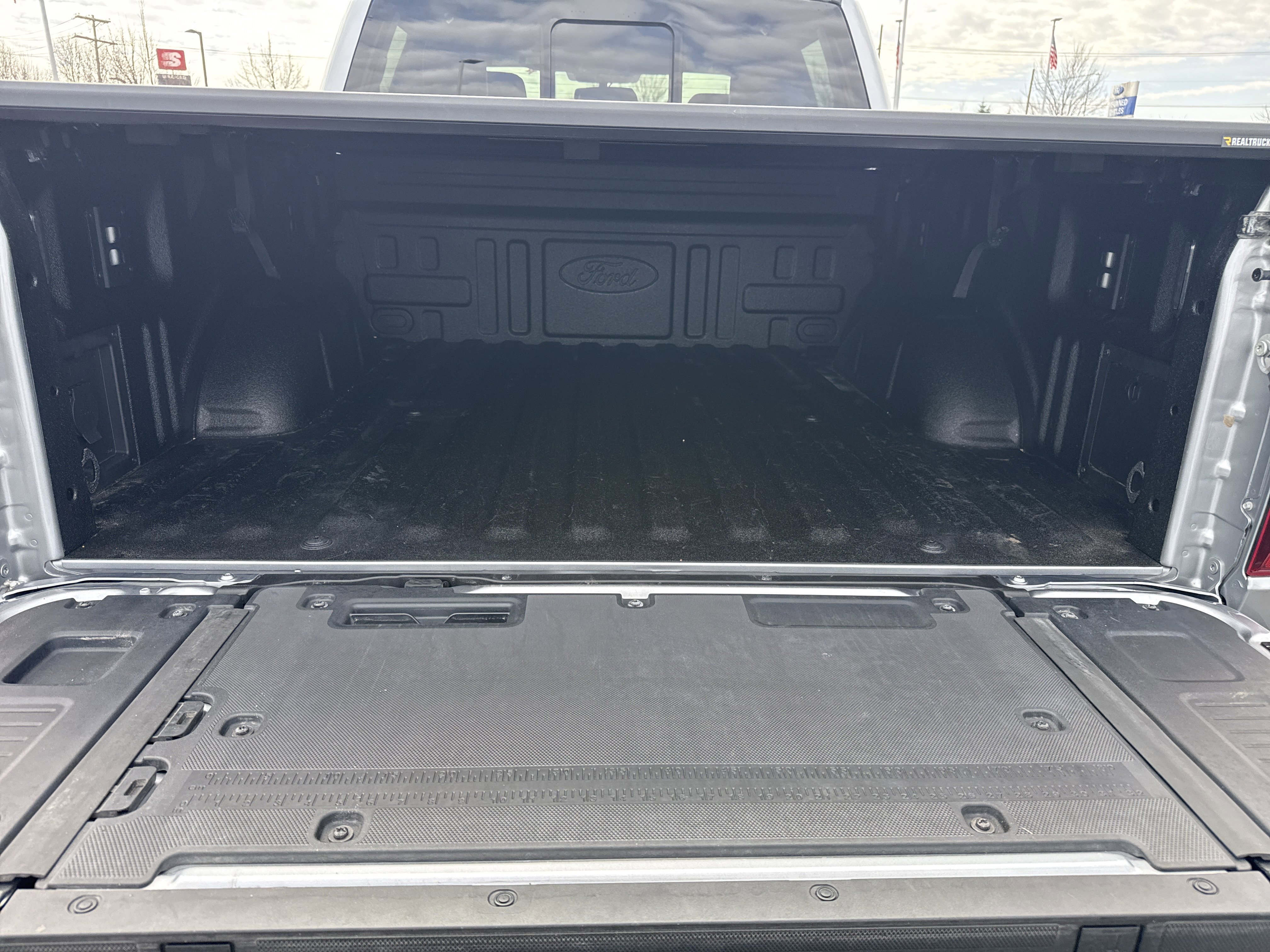 Certified 2024 Ford F150 Lariat w/ Bed Utility Package AWD/4WD image 9