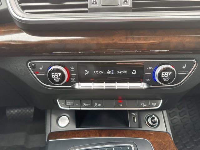 Used 2018 Audi Q5 2.0T w/ Premium Plus Package image 28