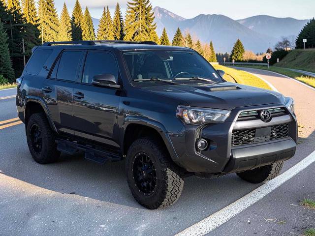 Used 2023 Toyota 4Runner TRD Off-Road Premium w/ Moonroof Package AWD/4WD image 8