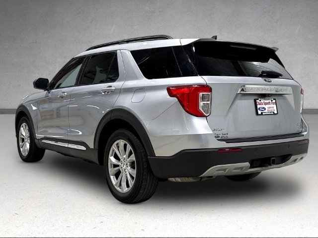 Certified 2021 Ford Explorer XLT w/ Equipment Group 202A AWD/4WD image 9