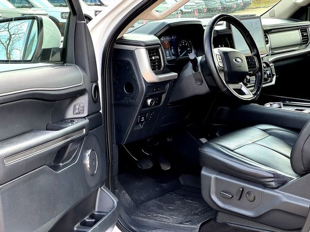 Certified 2022 Ford Expedition Max XLT image 8