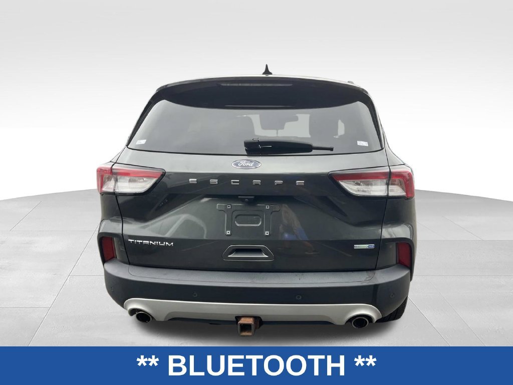 Certified 2020 Ford Escape Titanium AWD/4WD image 4