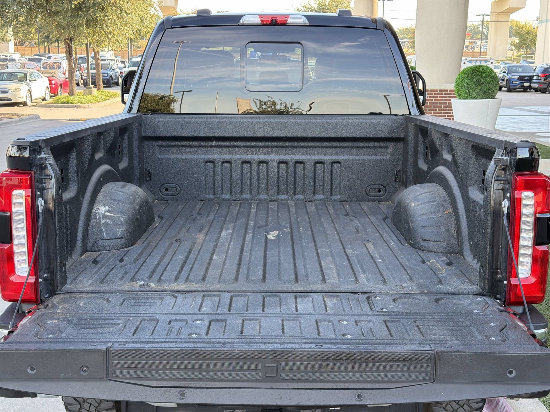 Certified 2024 Ford F250 King Ranch w/ Tremor Off-Road Package AWD/4WD image 24