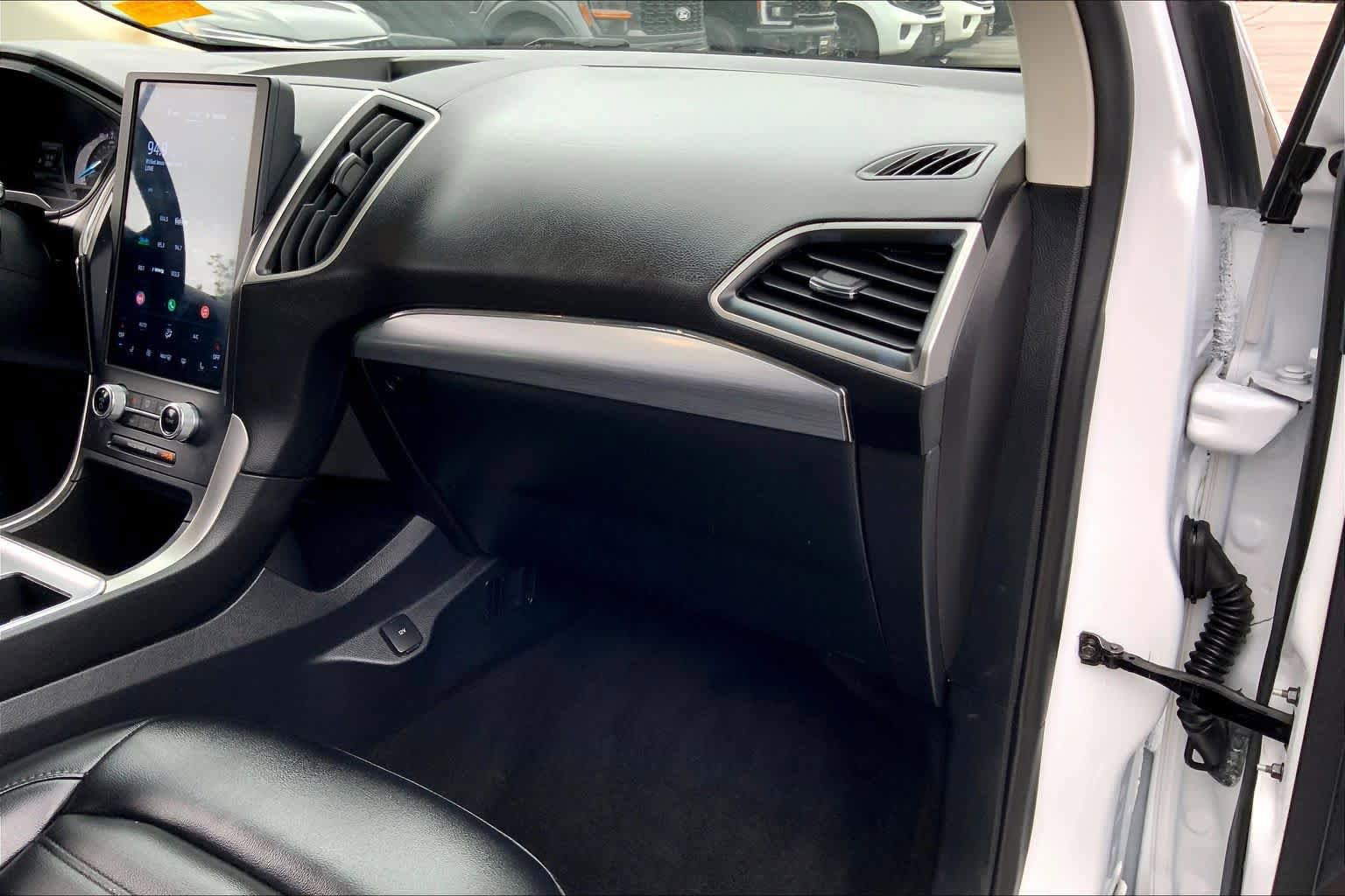 Certified 2022 Ford Edge SEL AWD/4WD image 17