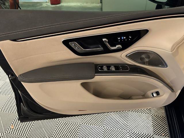 Used 2022 Mercedes-Benz EQS 450+ Sedan image 11