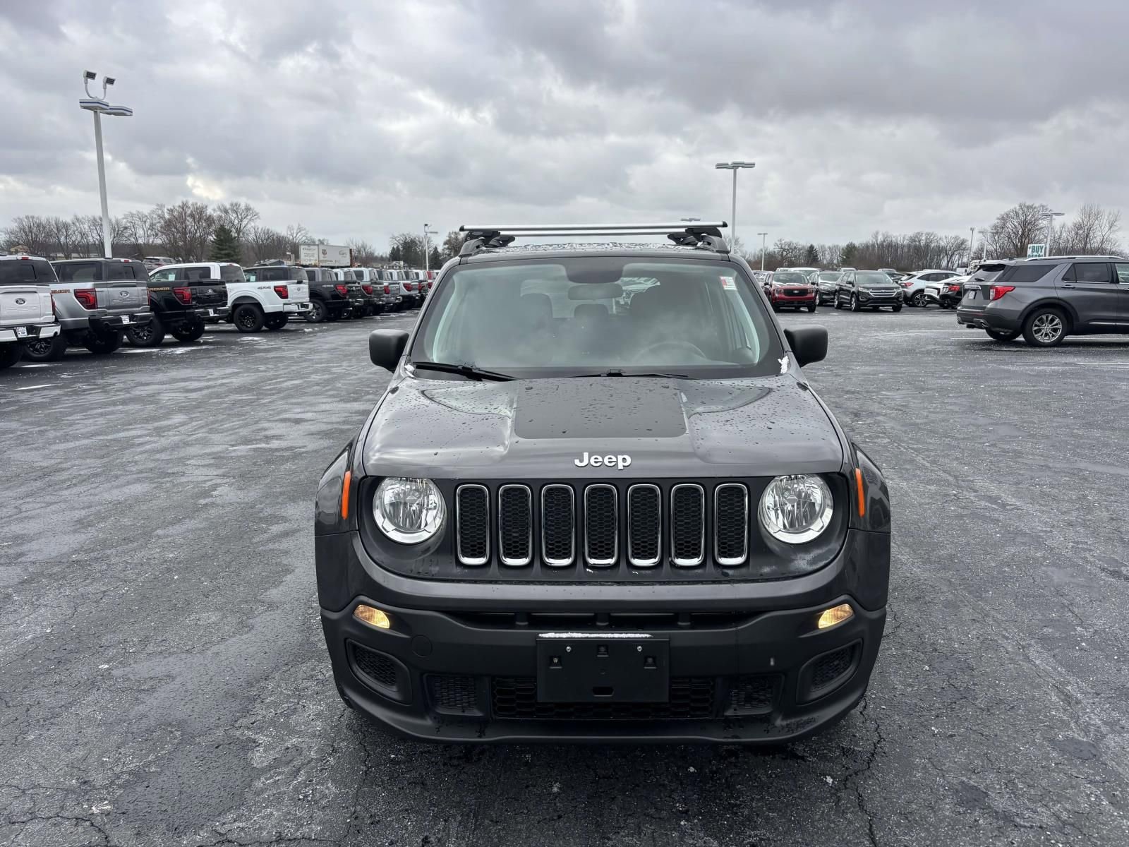 Used 2018 Jeep Renegade Sport w/ Power & Air Group image 2