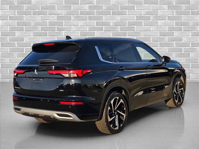 Used 2023 Mitsubishi Outlander SEL FWD image 5