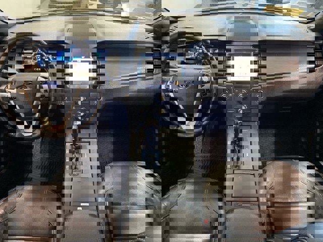 Certified 2017 Ford Taurus SEL w/ Equipment Group 201A image 15