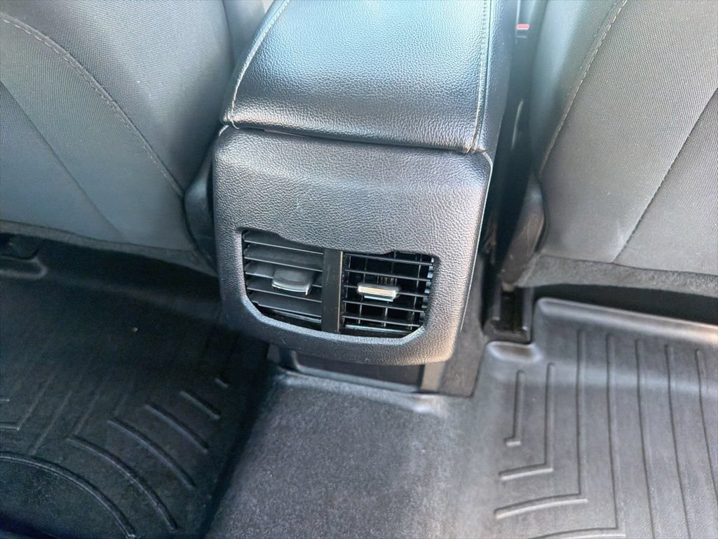 Certified 2019 Ford Fusion SE FWD image 46